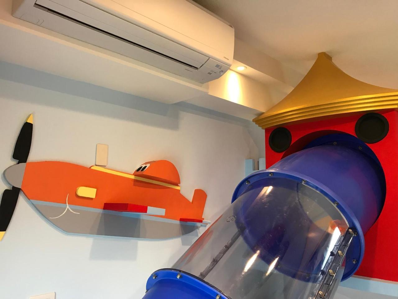 Fun Holiday Family Hostel Tainan Exterior photo